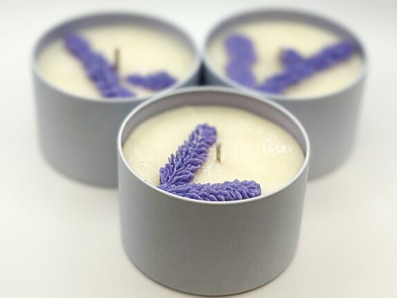 Vela de Soya de Lavanda (Peso Neto 6 Onzas)